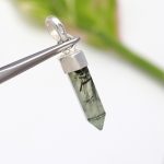 New Arrival Moss Prehnite 925 Sterling Silver Pencil Shape Pendant Healing Jewelry for Daughter
