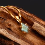 Natural Rainbow Labradorite Kite Gemstone Necklace Vintage Gold Jewelry Birthday Gift