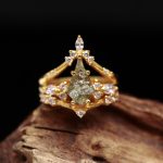 Natural Moldavite Kite Shape Designer Crown Ring 14K Gold Jewelry Gift For Bridesmaids