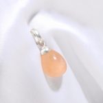 Natural Monalisa 925 Sterling Silver Teardrop Pendant Elegant Silver Jewelry For Mom