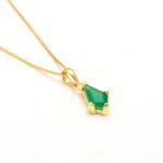 Natural Green Onyx Kite Statement Necklace 14K Gold Handmade Jewelry For Lovers