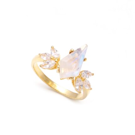 Natural Flashy Moonstone Kite Shape Ring, 14K Gold Delicate jewelry, Handmade Ring, Vintage Ring, Engagement Ring, Charm Ring, Birthday Gift